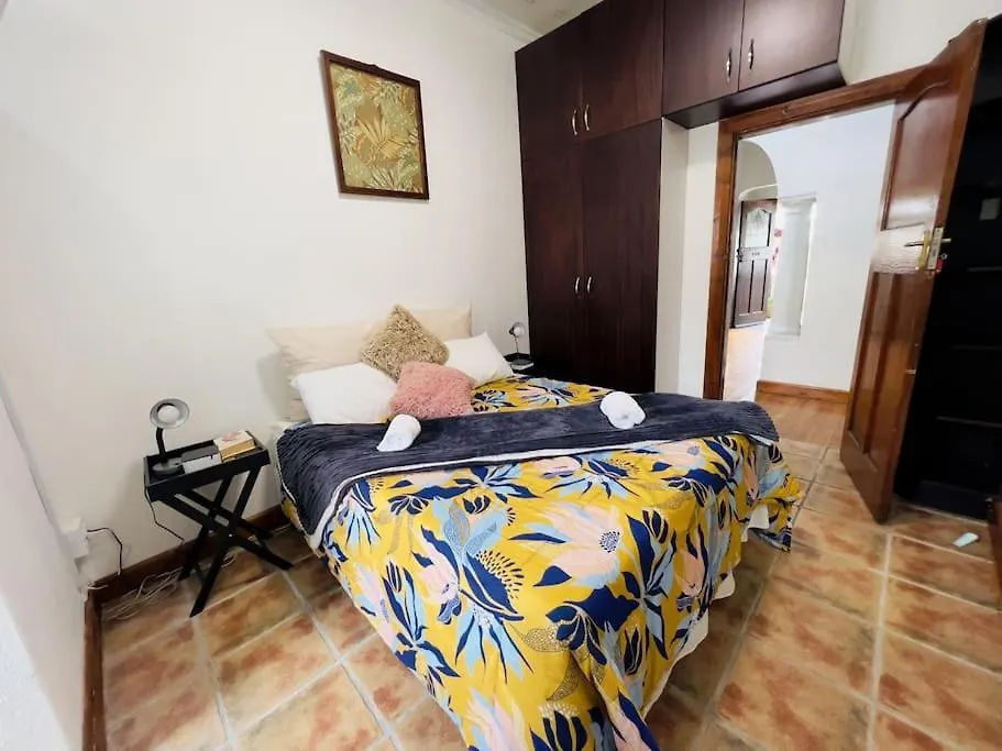 Sharods Self-Catering Guesthouse Città del Capo